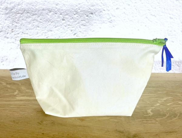 Segeltuchtäschchen mit blauem Stern